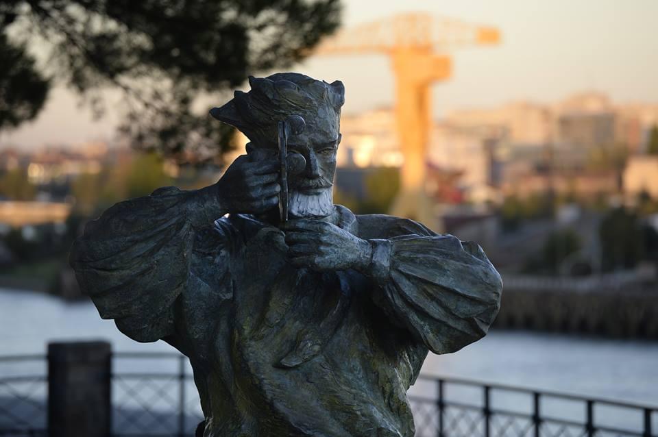 La recommandation de Sandrine statue d'homme
